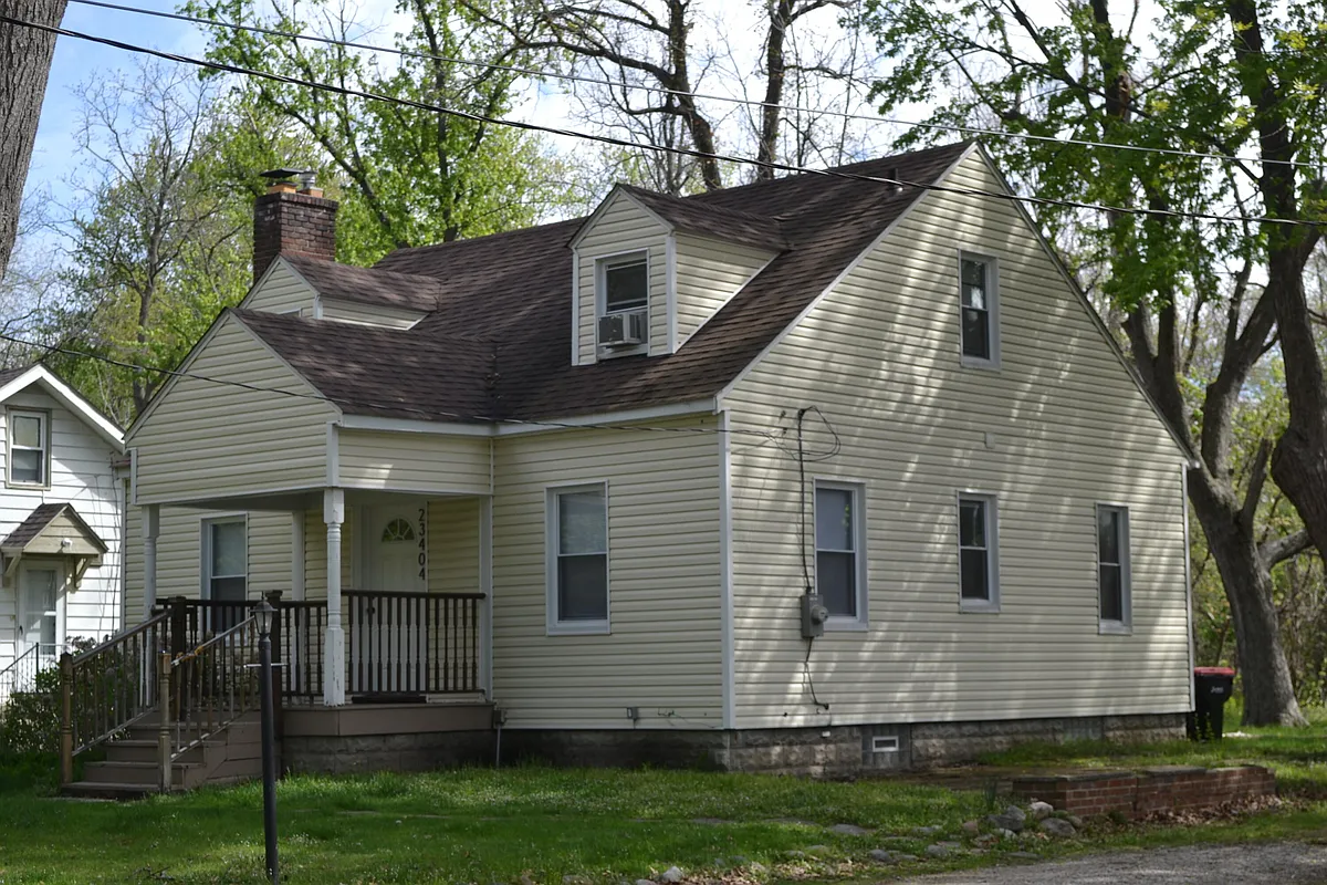 Building Photo - 23404 Plum Hollow St