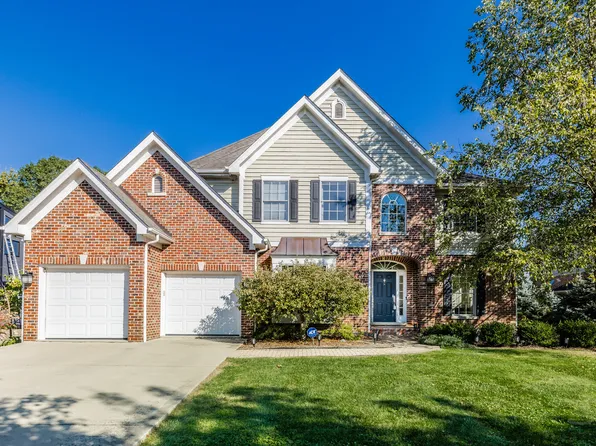 6415 Tennessee Ave, Willowbrook, IL 60527