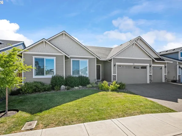390 S 8th St, Carlton, OR 97111