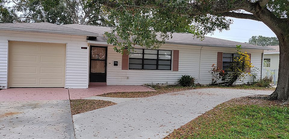 1st image of 5851 16th St N