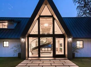 (Undisclosed Address), Calabasas, CA 91302