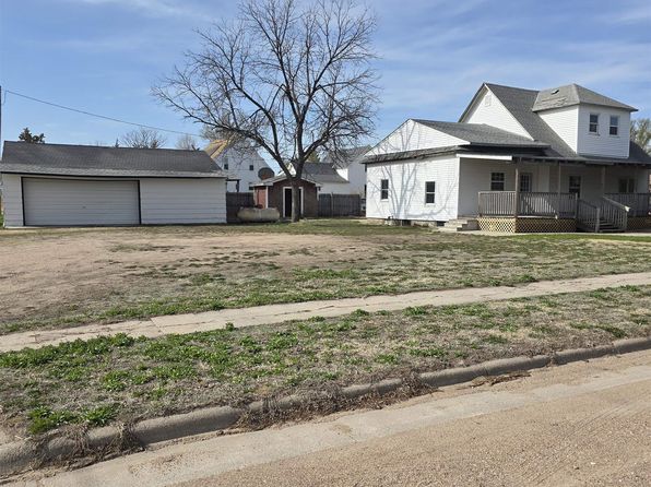 109 W Carrigan St, Palisade, NE 69040
