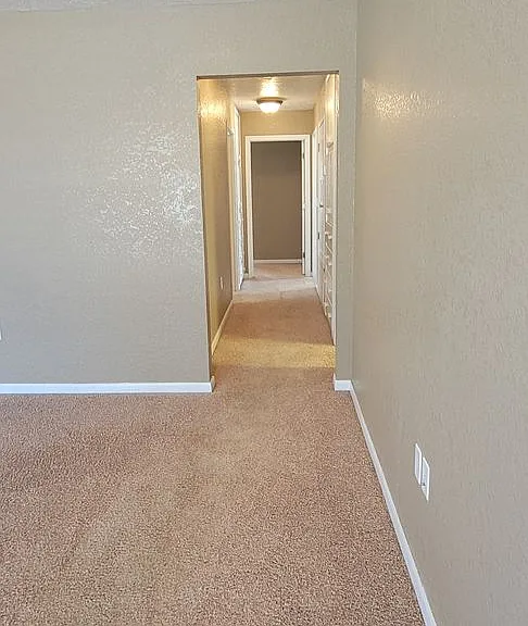 1515 S Abilene Ave — Photo 14