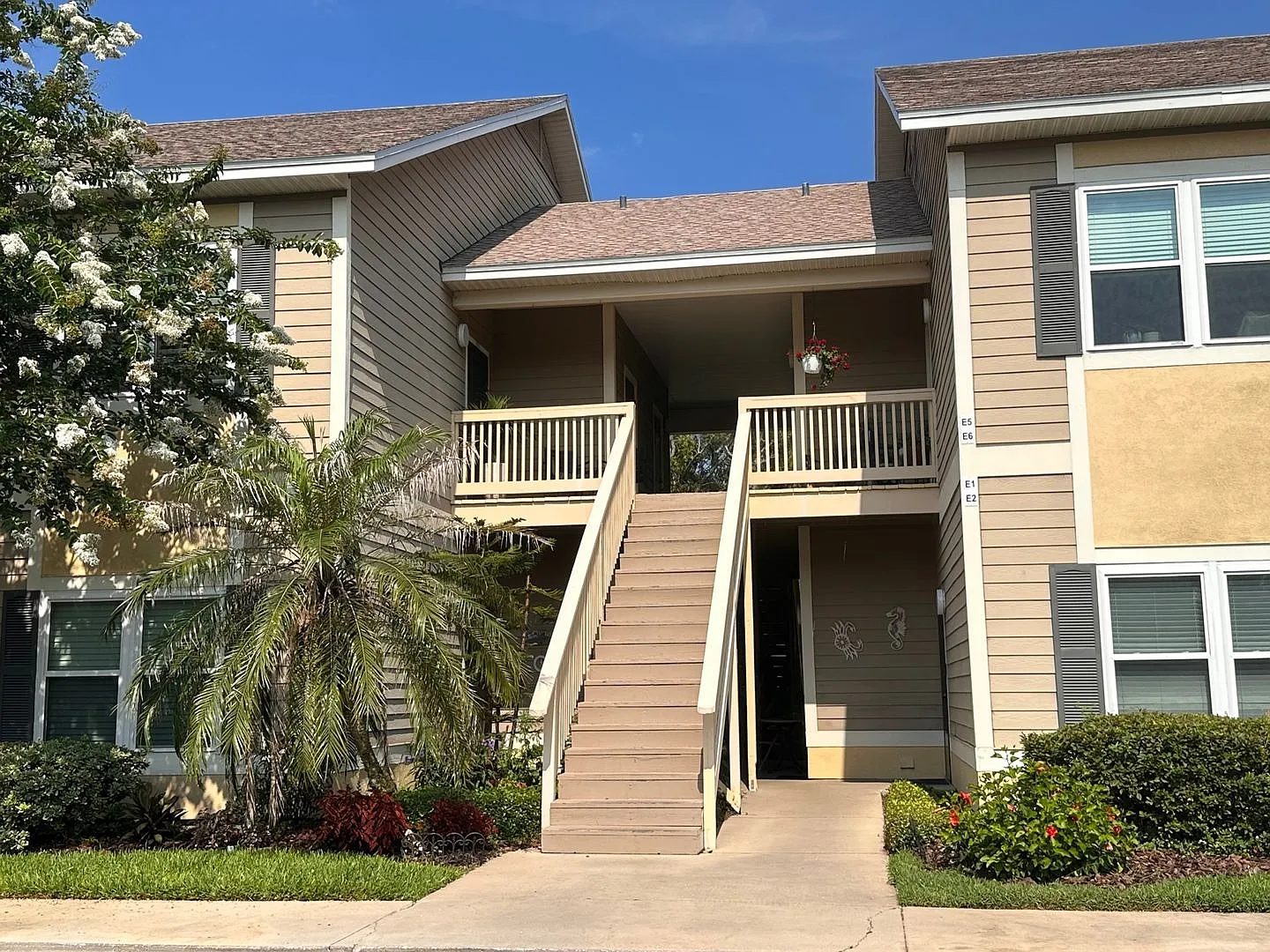 Gated Community, Luxurious Heated Pool — Photo 1