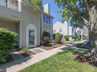 1904 Naomis Ct, North Wales, PA 19454