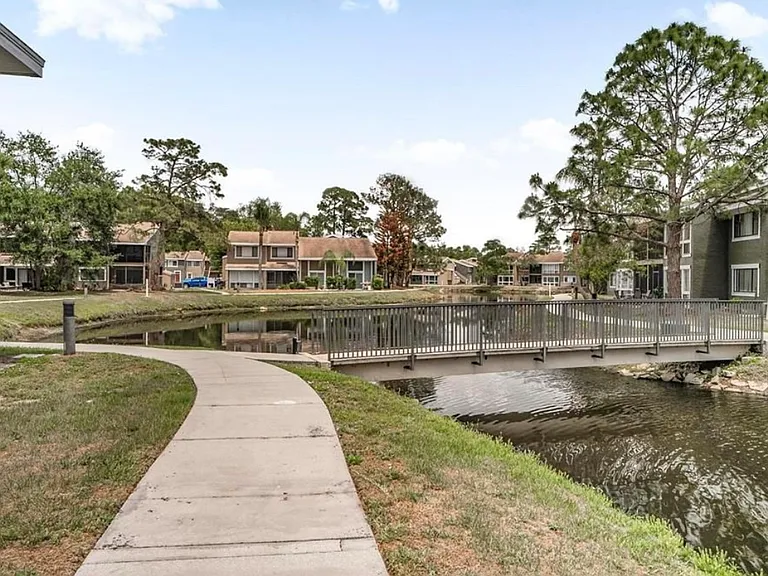 5111 Eaglesmere Dr #D — Photo 18