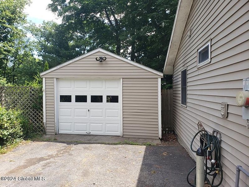 2nd image of 15 Crestline Drive
