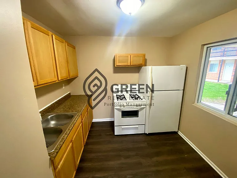 2779 Cooper Dr — Photo 8