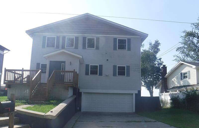 1st image of 2918 E Shore Dr
