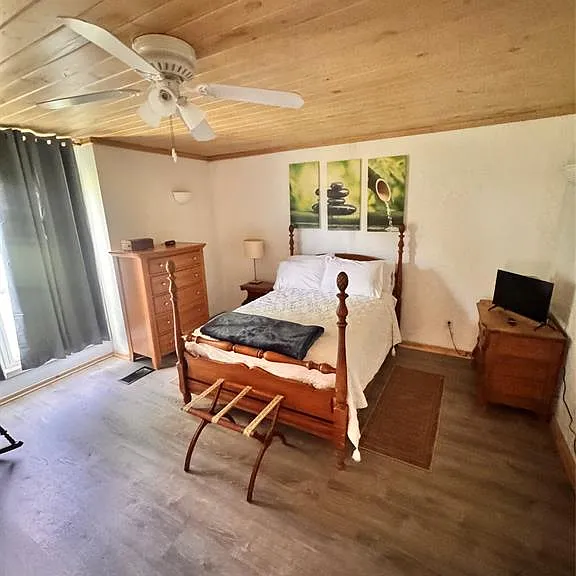 1459 County Road 2116 — Photo 10