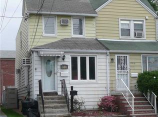 12320 25th Rd, Flushing, NY 11354