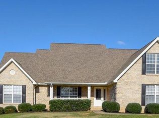 1628 Forest Hill Rd, Maryville, TN 37803