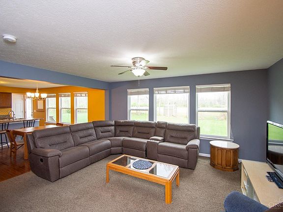 3rd image of 125 Zachary Dr