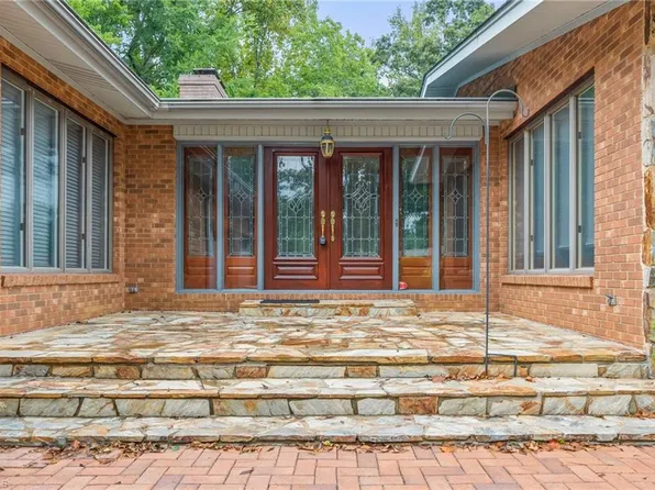 3377 Giant Oaks Dr, Sophia, NC 27350