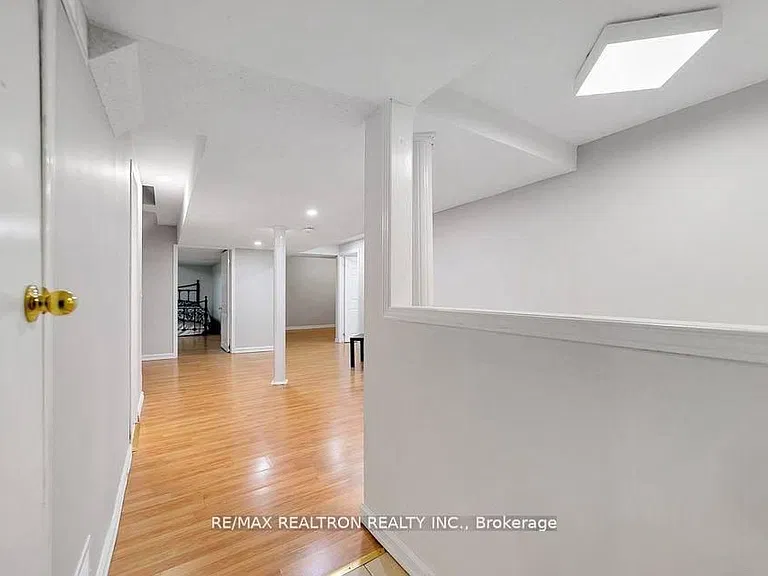 28 Hartwell Way — Photo 18