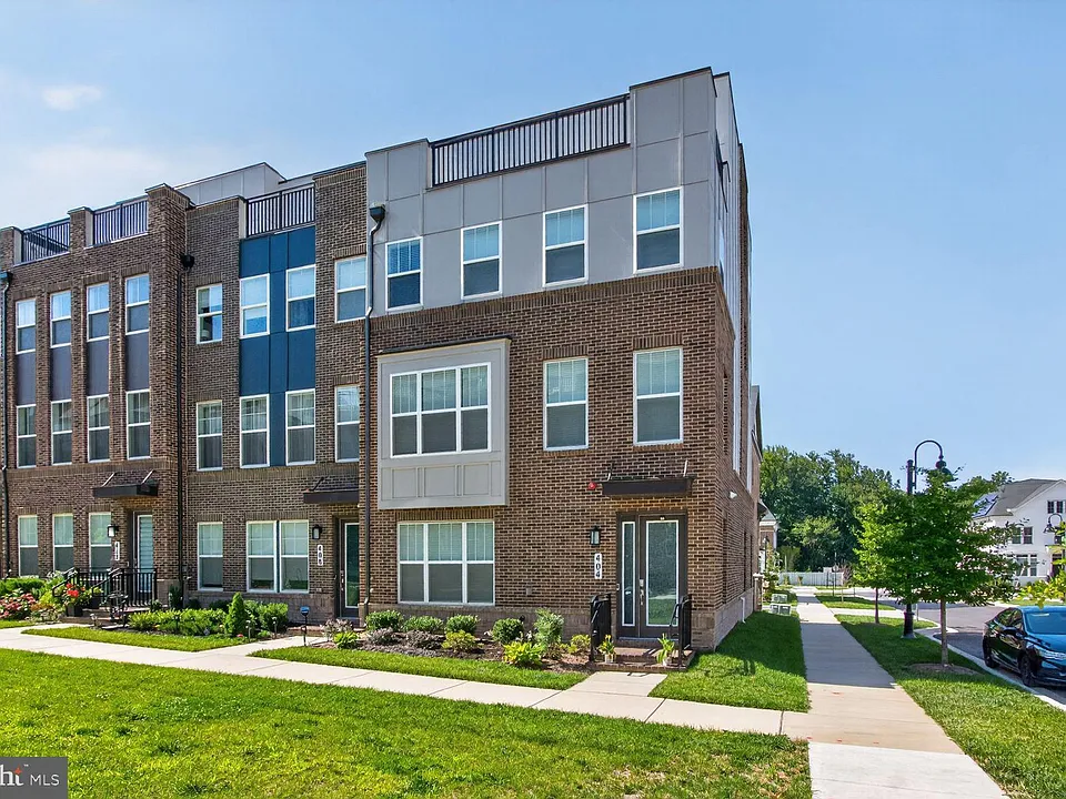404 Sagan Pl