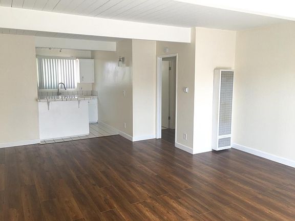 Livingroom Beautiful hardwood floors