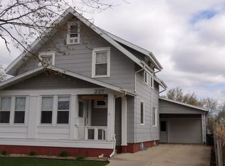 227 14th St, Boone, IA 50036