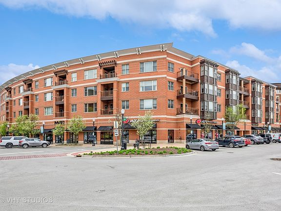2nd image of 945 Burlington Ave Unit 408