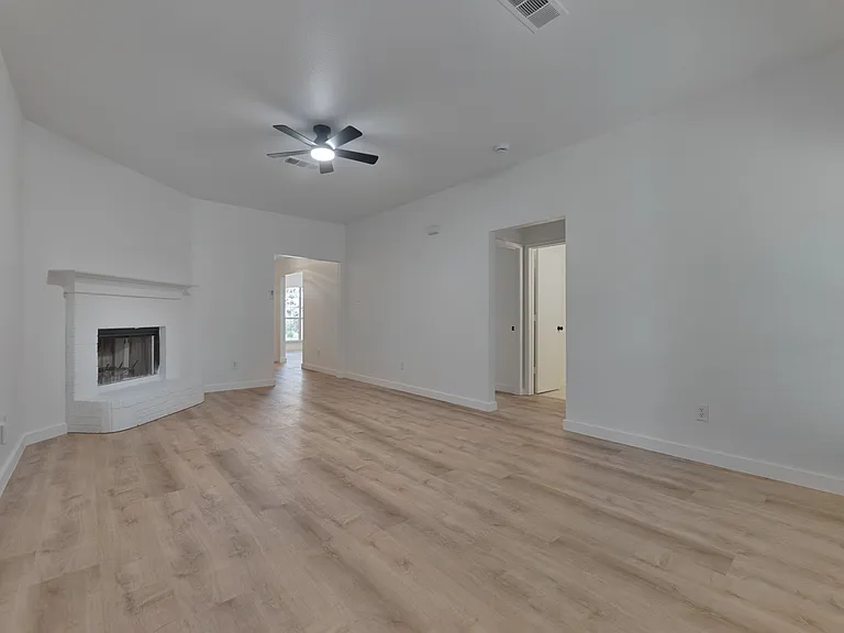 8022 Genesis Dr — Photo 26