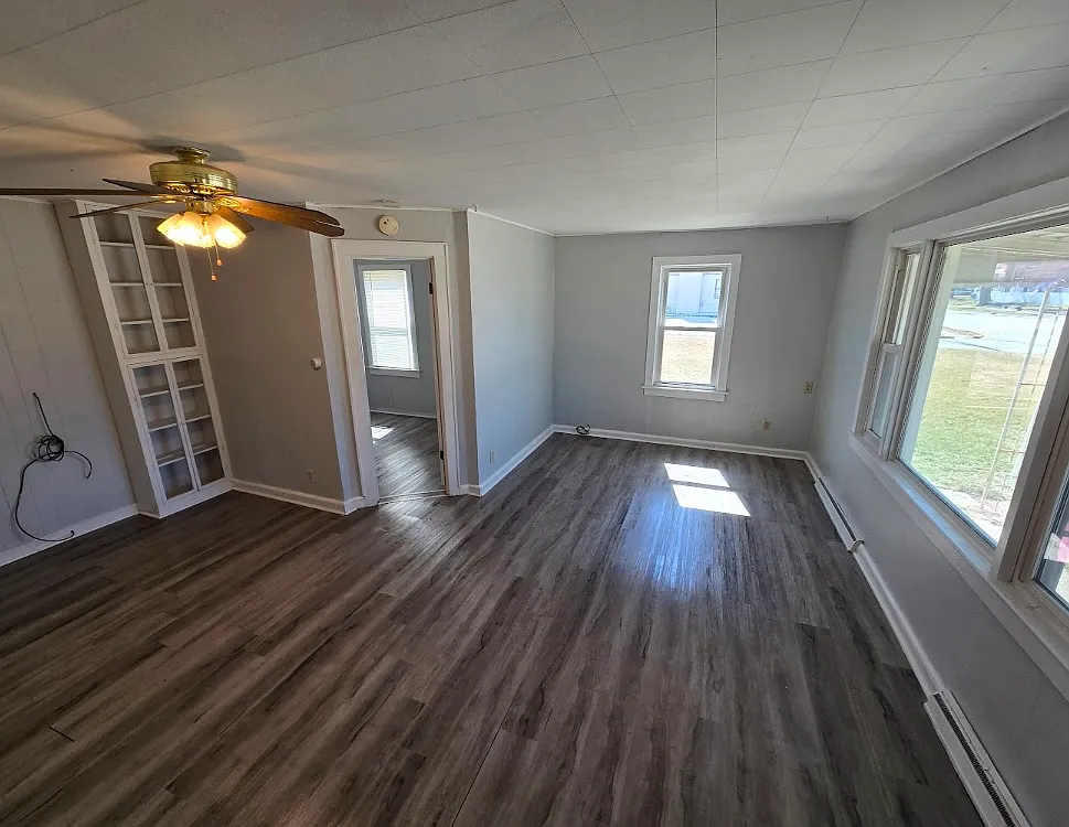 2 bed, 864 sqft, $1,195 — Photo 3