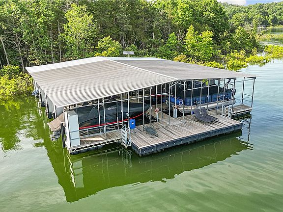 3rd image of 9172 Wedgewood Rd #3