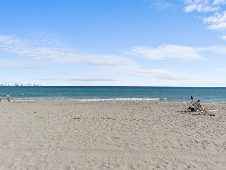 3505 S Ocean Dr #1514 — Photo 29