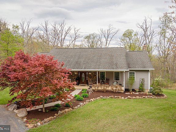 2nd image of 550 Mash Ln