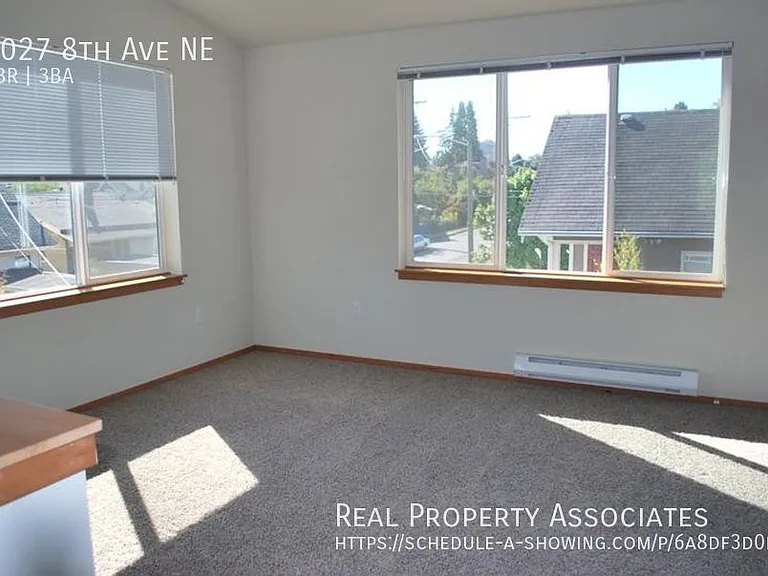 6027 8th Ave NE — Photo 9
