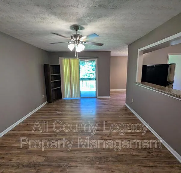 172 Scandia Cir #5 — Photo 1