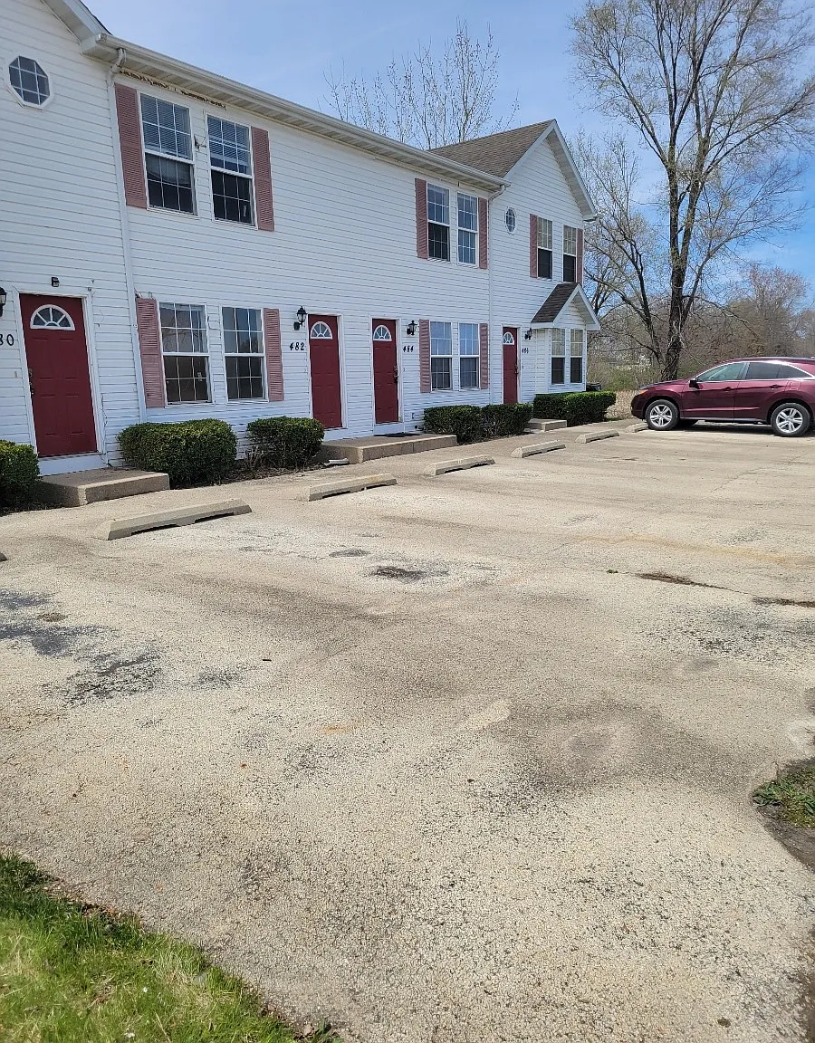 2 bed, 1.5 bath, $1,500 — Photo 1