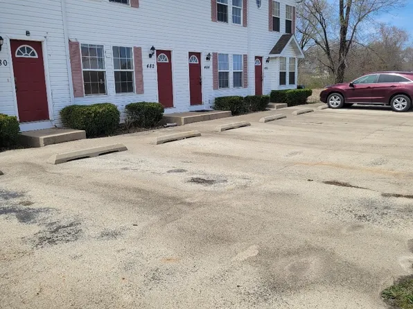 486 N School St, Coal City, IL 60416