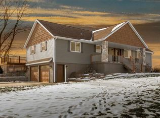 5002 Wagner Rd, Central City, IA 52214