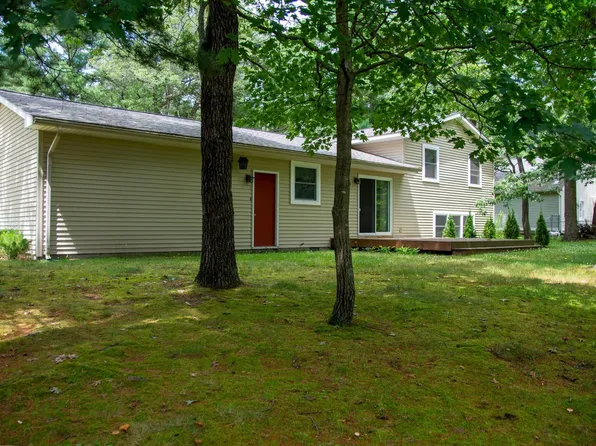 6130 Norway Dr, Oscoda, MI 48750