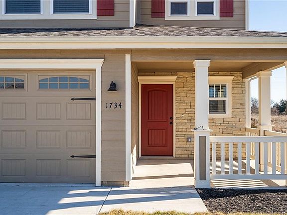 4th image of 1734 Elderberry Ln