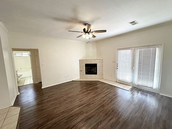 5th image of 4507 Crockett Ave