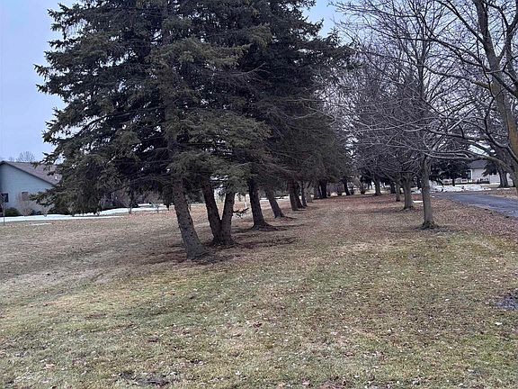 5th image of 2135 E Pickard Rd