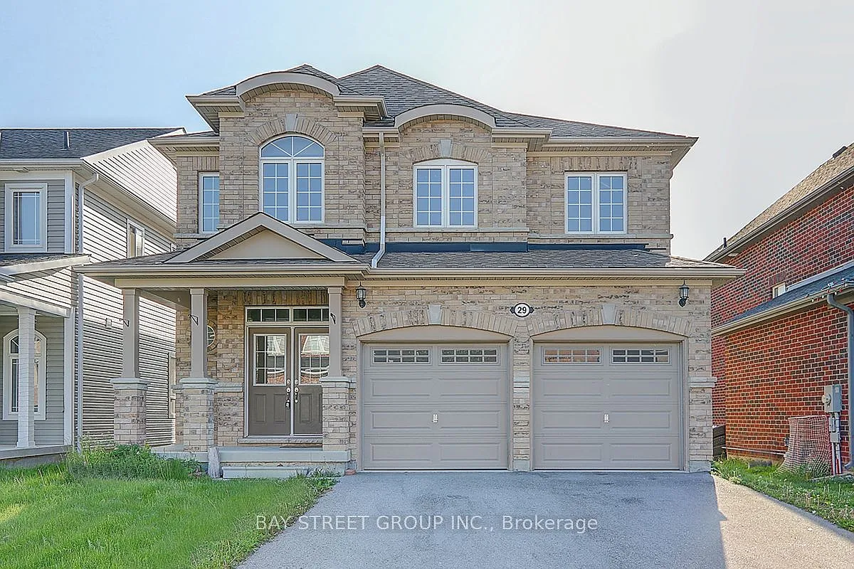 29 Bamburg St N photo 1