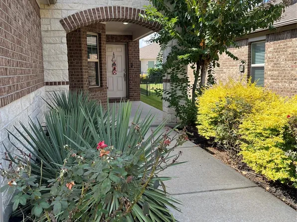 618 Windward Ct, Richmond, TX 77469