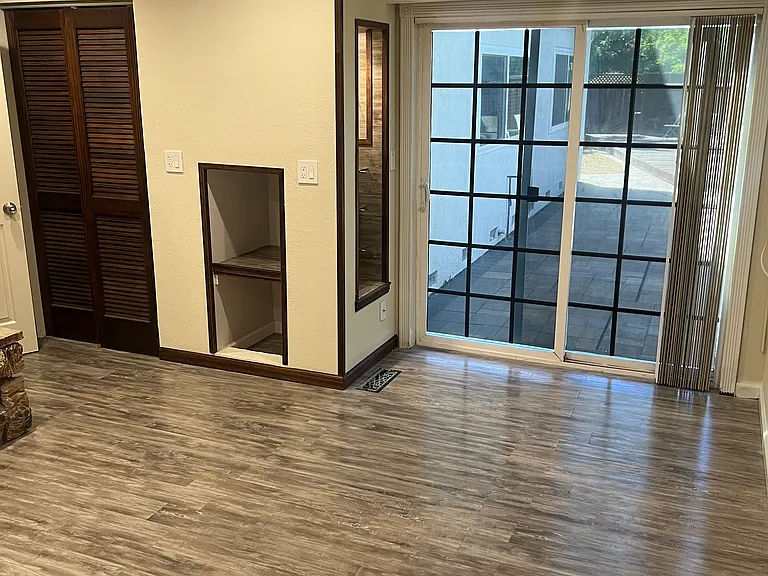 111 Santa Rosa Pl — Photo 9