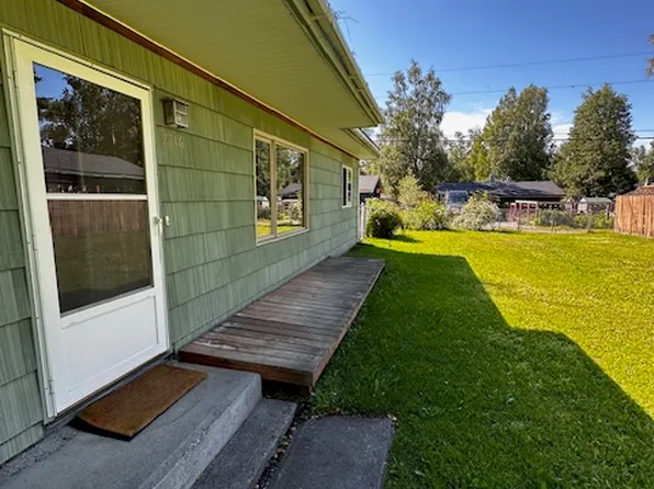 2416 Tulik Dr, Anchorage, AK 99517