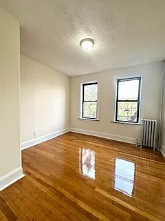 21-36 Crescent St #5 — Photo 9