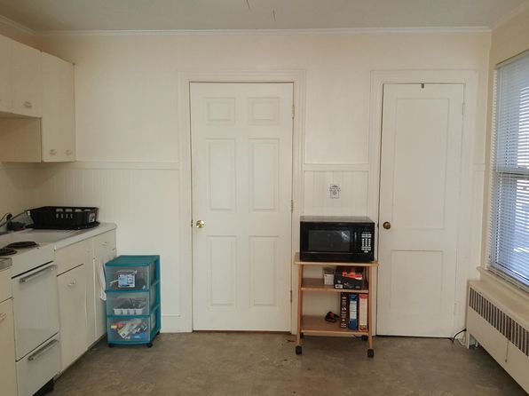 200 Ivan Hill St #1A