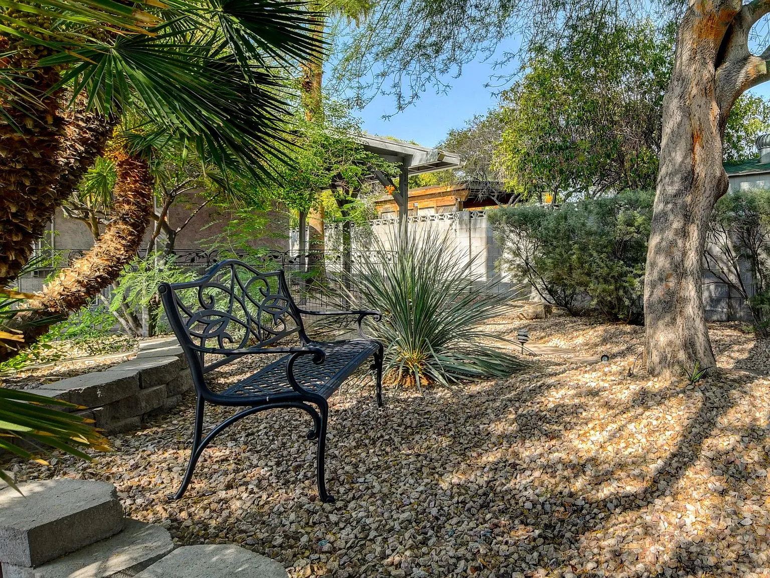 3916 Vegas Dr — Photo 4
