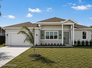 1121 Pluto St SE, Palm Bay, FL 32909