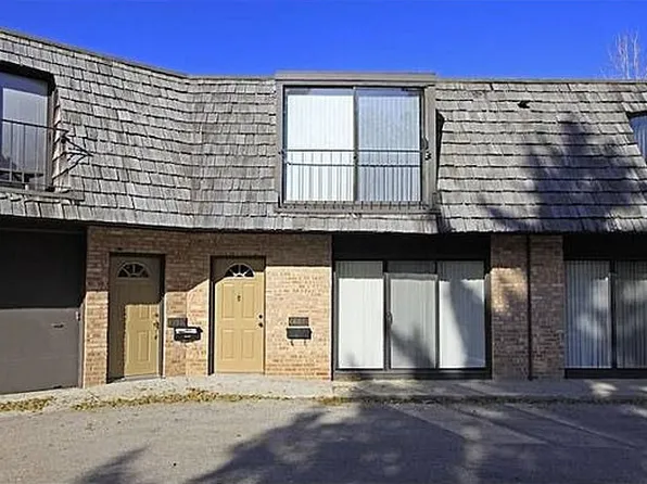 463 W Russell St, Barrington, IL 60010