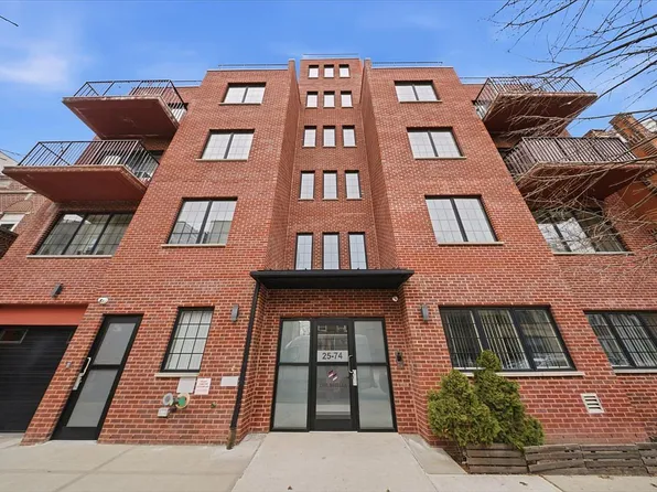 25-74 34th St #3A, Astoria, NY 11103