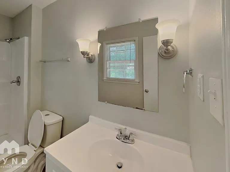 6815 Saddle Ridge Rd — Photo 10