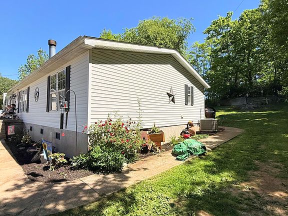 3rd image of 3051 Cane Ridge Rd