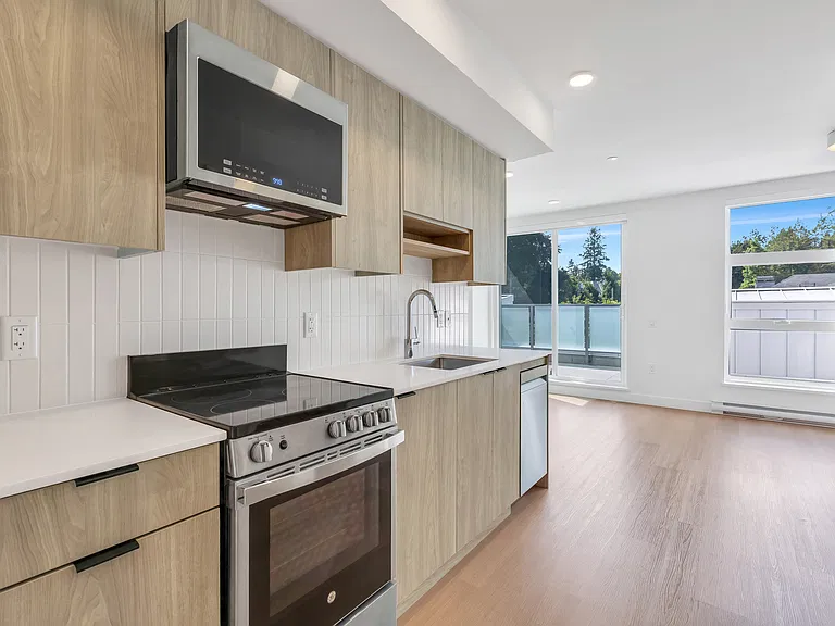 1490 W 32nd Ave — Photo 51